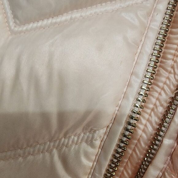 Clavin Klein Light Pink Quilted Vest with Zipper - Picture 9 of 9